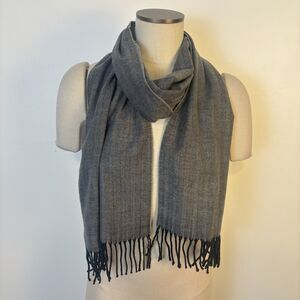 Italy Design Womens Scarf Rectangle Black Gray Cashmere Blend Fringe Hem